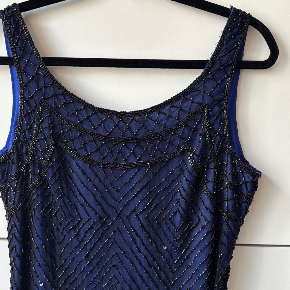 Stunning Geometric Pattern Beaded Cocktail Dress - Picture 3 of 16